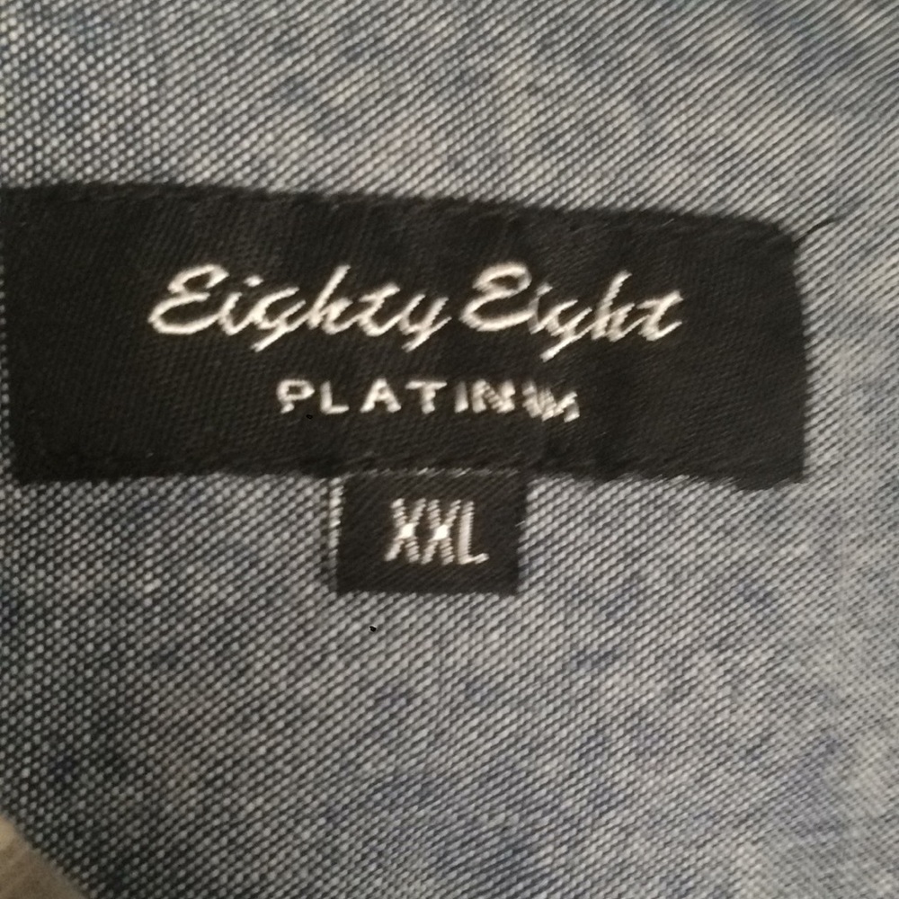 Short sleeve button up